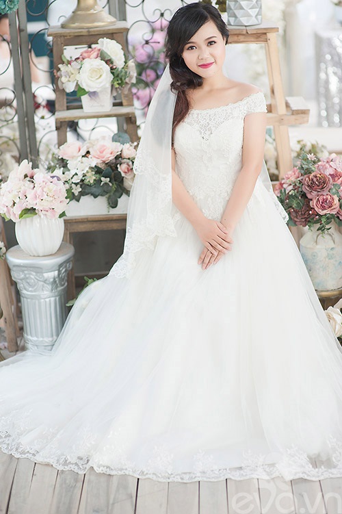Cách chọn váy cưới cho cô dâu vai rộng đẹp lộng lẫy-7