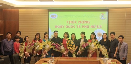 Kịch bản dẫn chương trình ngày 8/3 (Quốc tế phụ nữ)-3