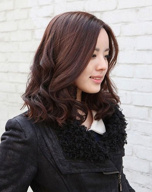 Mẫu tóc xoăn ngang vai kiểu Hàn Quốc được yêu thích-2