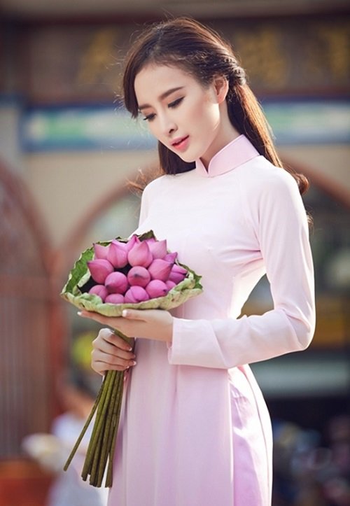 Những kiểu tóc mặc áo dài cho mặt tròn đáng yêu-18