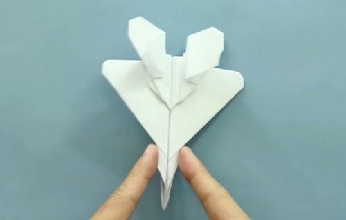 Cách gấp máy bay giấy đẹp, bay xa đơn giản nhất-3