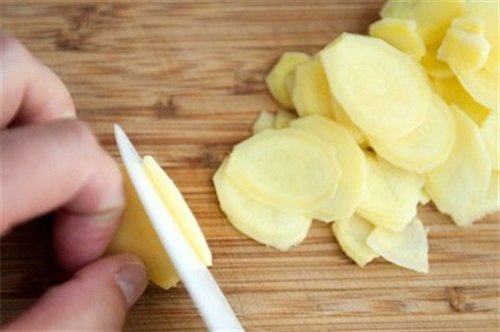 Cách nấu canh khoai tây đơn giản mà ngon không thể tả-11