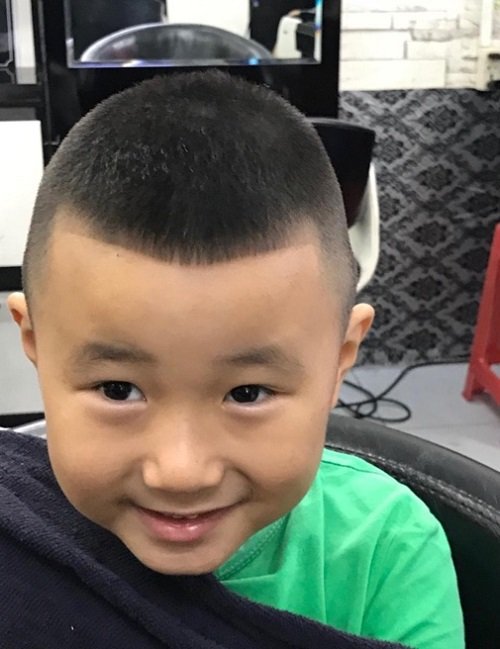 Các kiểu tóc đẹp cho bé trai từ 1 đến 6 tuổi hot nhất 2019